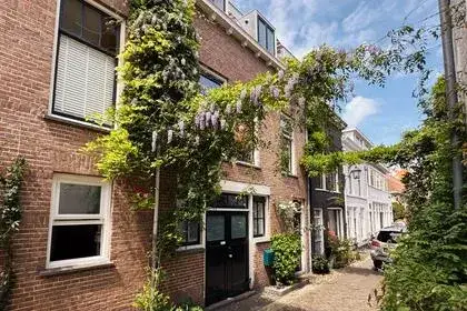 Tussenwoning te koop: Nobelstraat 14, Binnenstad Haarlem