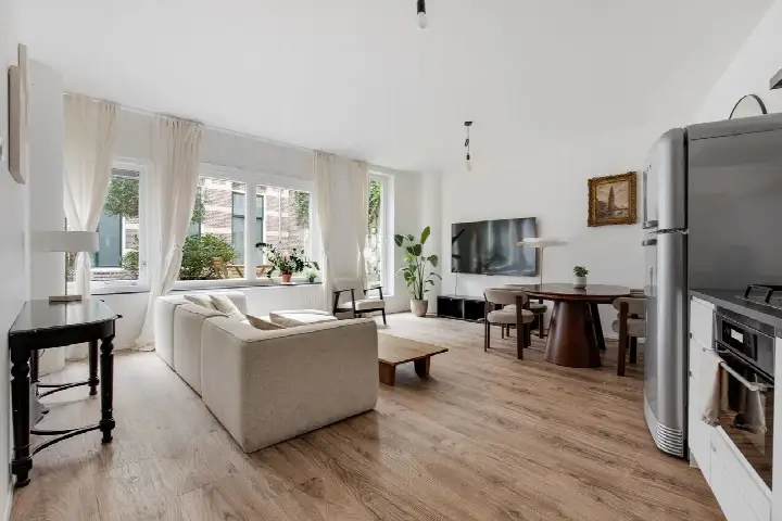 Appartement te koop: Nobelstraat 19A2, Binnenstad Haarlem
