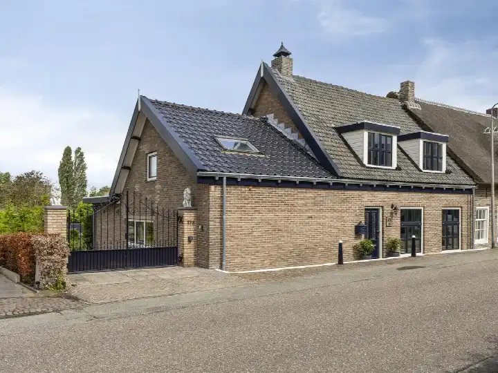 Semi-detached for sale: Noldijk 179, Noldijk Barendrecht