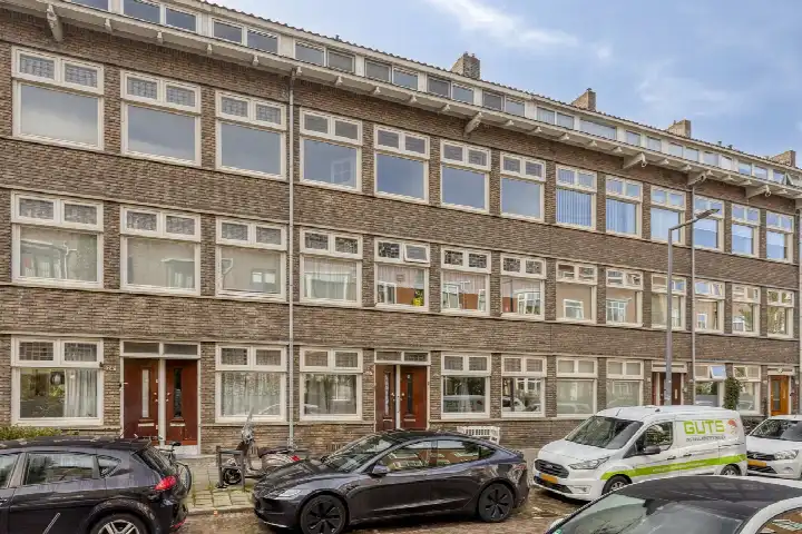 Apartment for sale: Nolensstraat 26A02, Blijdorp Rotterdam