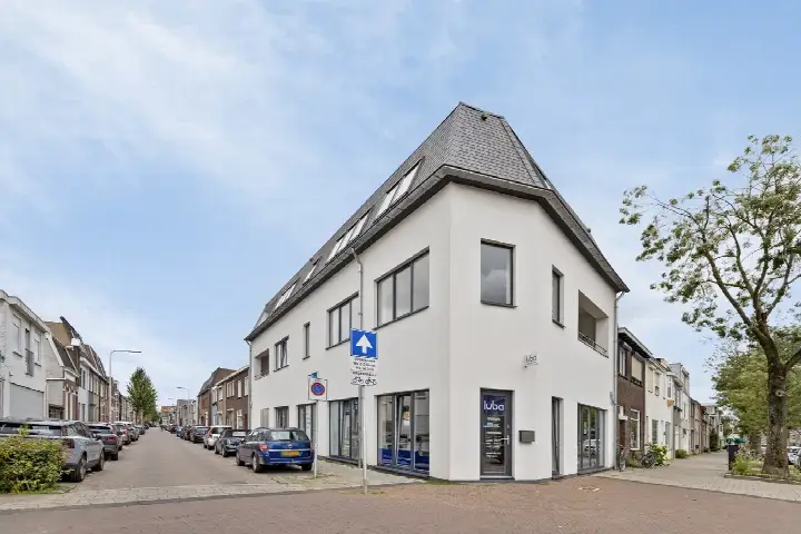 Appartement te koop: Noord-Besterdstraat 70, Besterd Tilburg
