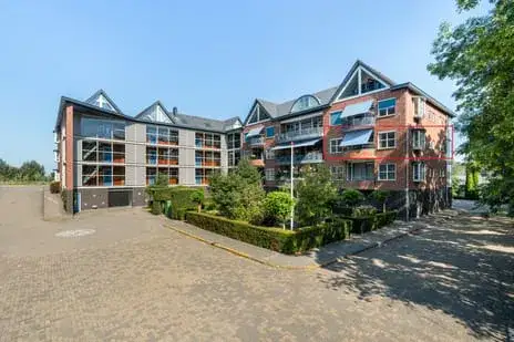 Apartment for sale: Noordeindse Hof 16, Bomen- en Struikenbuurt Berkel En Rodenrijs