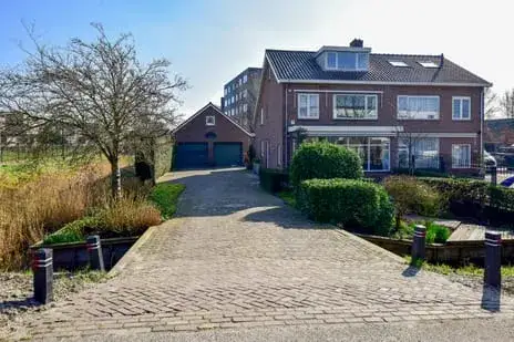 Twee-onder-één-kap te koop: Noorderakerweg 221, De Aker-West Amsterdam