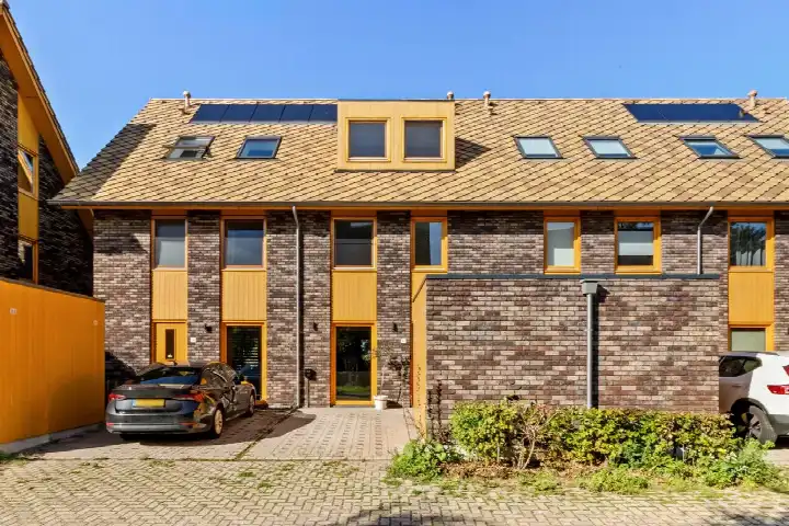 Tussenwoning te koop: Noorderduinslag 41, Duin Noord Almere