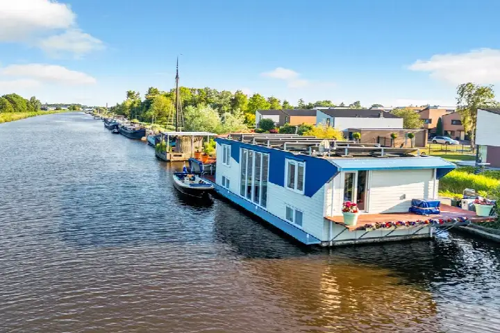 Home for sale: Noordervaartdijk 30D, Willis Krommenie