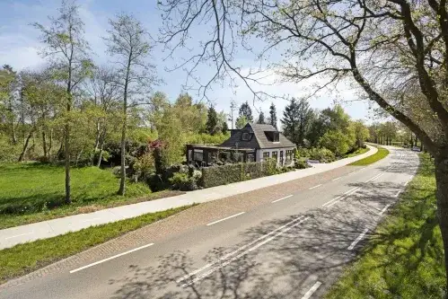 Woning te koop: Noorderweg 17, Verspreide huizen in het noordoosten Noordwijk