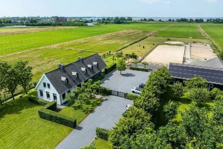 Detached house for sale: Noordpolderweg 2, Noordpolder Muiden