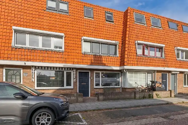 Terraced house for sale: Noordtzijstraat 53, Kampen-Zuid Kampen