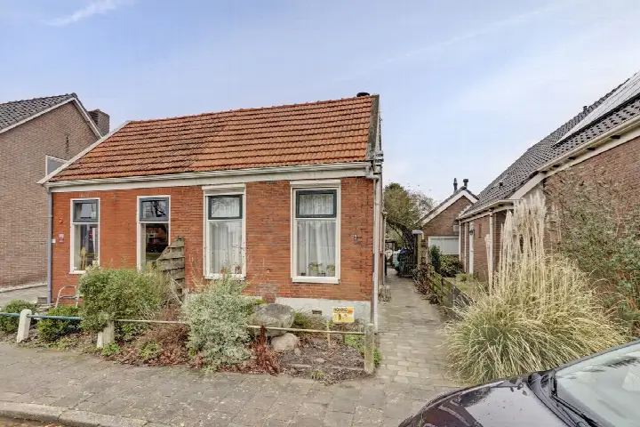 Twee-onder-één-kap te koop: noordveenkanaal nz 2, Derde Kruisdiep Nieuw-Weerdinge