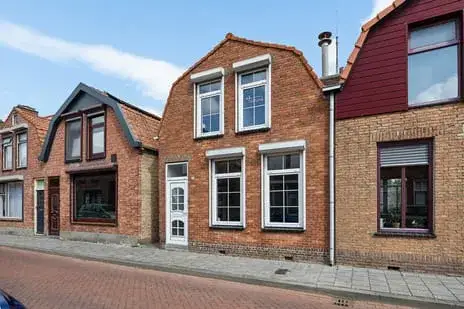 Twee-onder-één-kap te koop: Noordwal 6, Oostburg Oostburg
