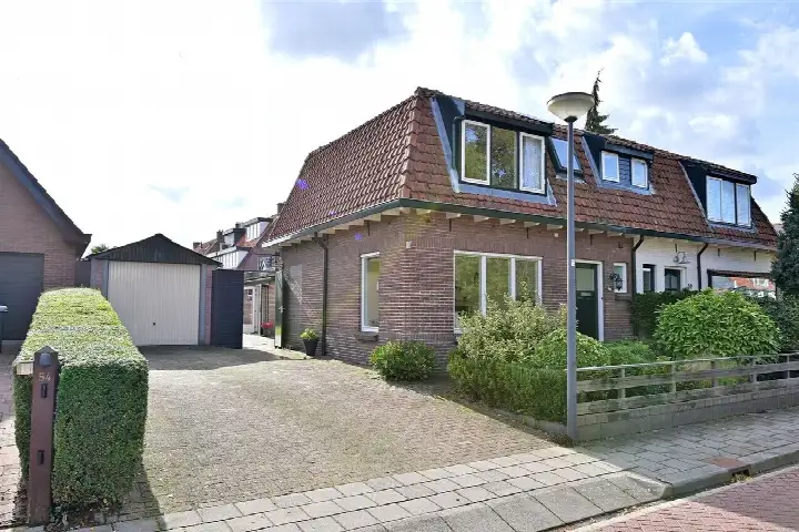 Semi-detached for sale: Nootweg 52, Nieuw-Loosdrechtsedijk Loosdrecht