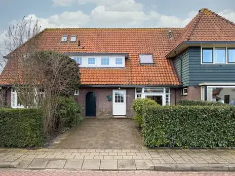 Tussenwoning te koop: Nootweg 60, Nieuw-Loosdrechtsedijk Loosdrecht
