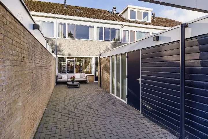 Tussenwoning te koop: Nyckle Haismawei 7, Westeinde Leeuwarden
