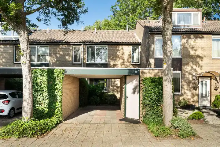 Terraced house for sale: Obrechtrode 18, Rodenbuurt midden Zoetermeer
