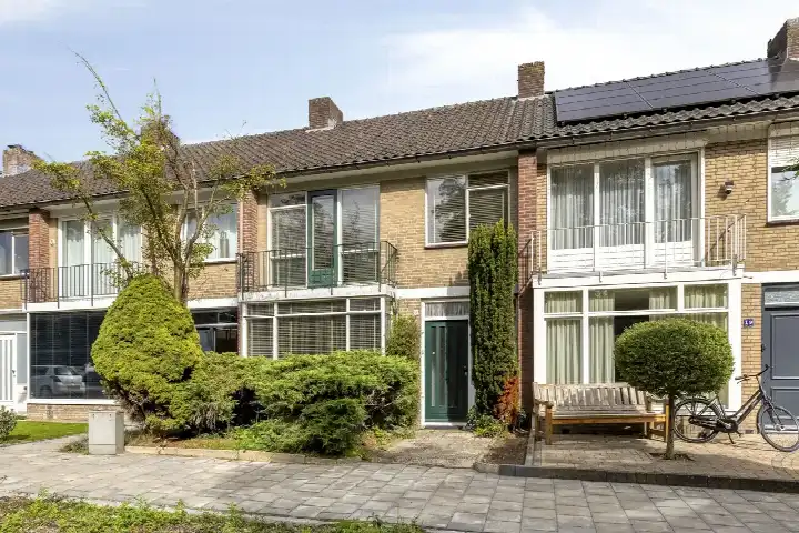 Tussenwoning te koop: Odysseuslaan 17, Oude Gracht-West Eindhoven