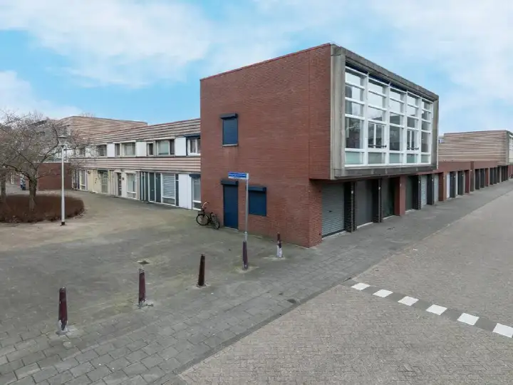 Tussenwoning te koop: Oegstgeeststraat 189, Dongewijk Zuid Tilburg