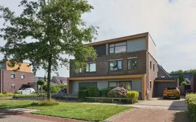 Twee-onder-één-kap te koop: Oer de Feart 18, Joure, Wyldehoarne Joure