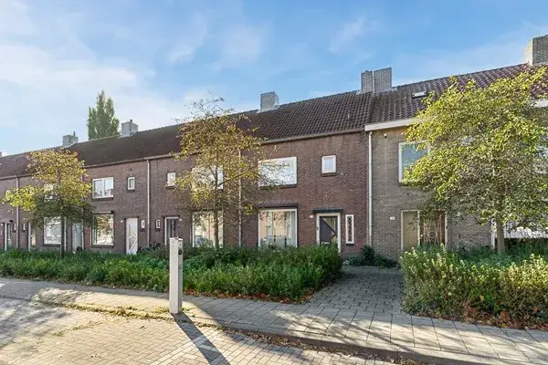 Tussenwoning te koop: Oerlesestraat 212, Afrikaanderbuurt Midden Tilburg
