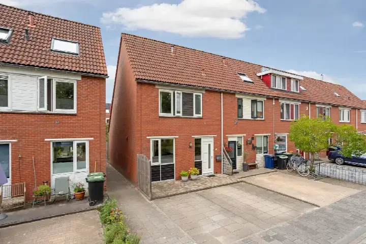 Hoekwoning te koop: Oesterplantsoen 12, Waterwijk Oost Almere
