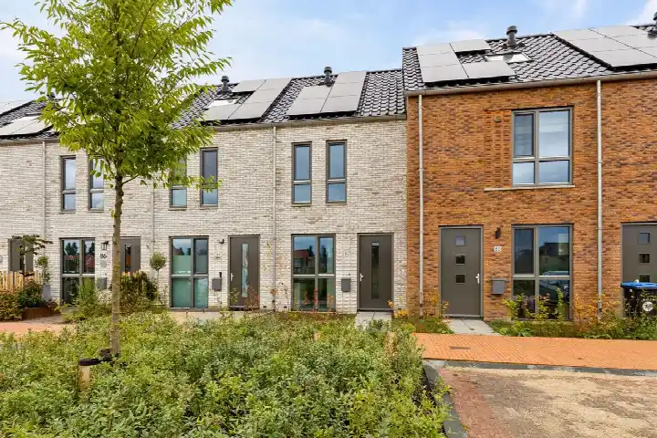Tussenwoning te koop: Oetbertinkstraat 82, Tippe bij de IJssel Zwolle