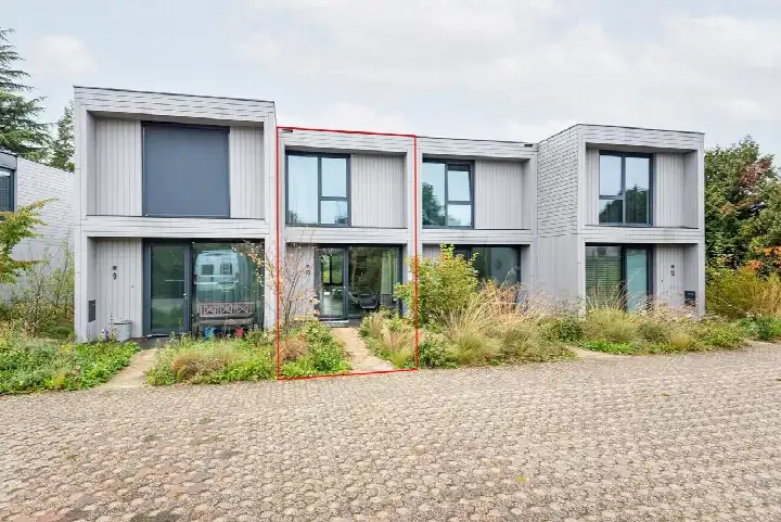 Tussenwoning te koop: Oeverwal 10, Silvolde Silvolde