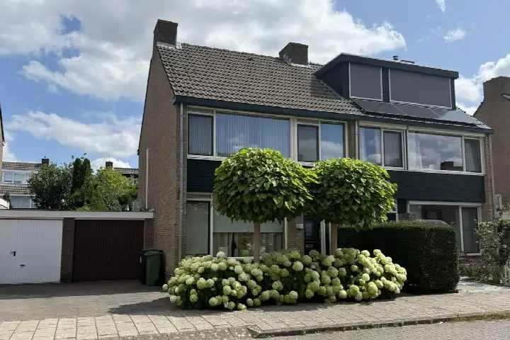 Tussenwoning te koop: Ohmstraat 12, Badhoevedorp Bouwlust Badhoevedorp
