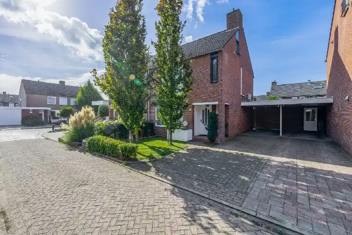 Twee-onder-één-kap te koop: Oldenneelhof 3, Baarlo-centrum Baarlo (Li)