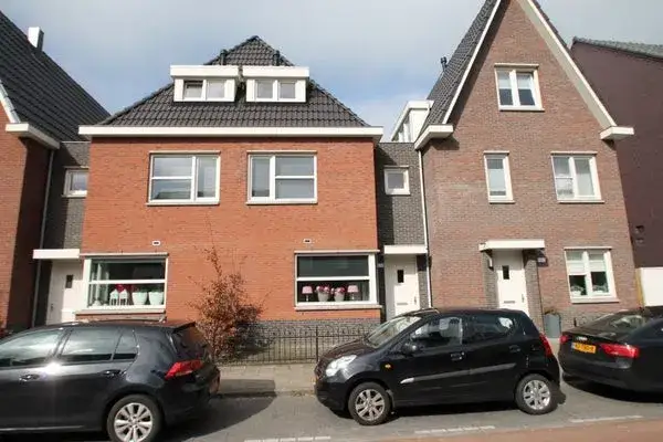Terraced house for rent: Oldenzaalsestraat 139B, Lasonder, Zeggelt Enschede