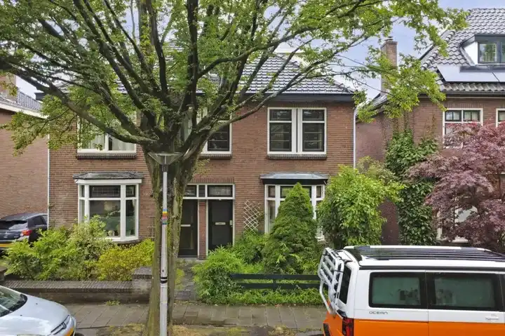 Twee-onder-één-kap te koop: Olieslagweg 40, Twekkelerveld Enschede
