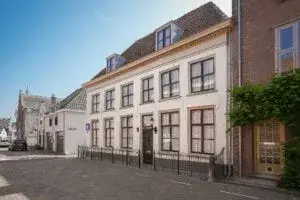 Hoekwoning te koop: Oliestraat 8, Zaltbommel Binnenstad Zaltbommel