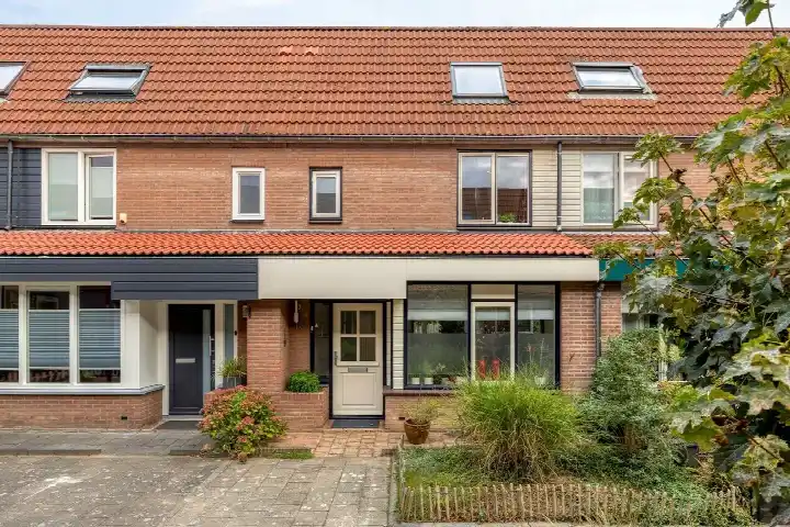 Tussenwoning te koop: Olsterveste 16, Vesten Nieuwegein