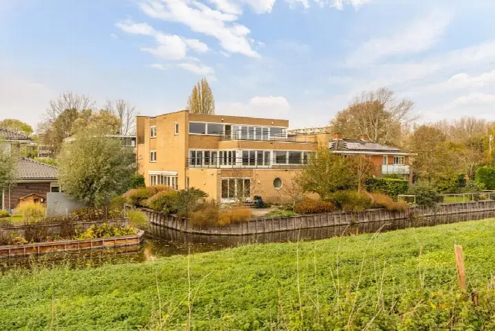 Vrijstaande woning te koop: Olympiadelaan 16, Zeestratenbuurt Amstelveen