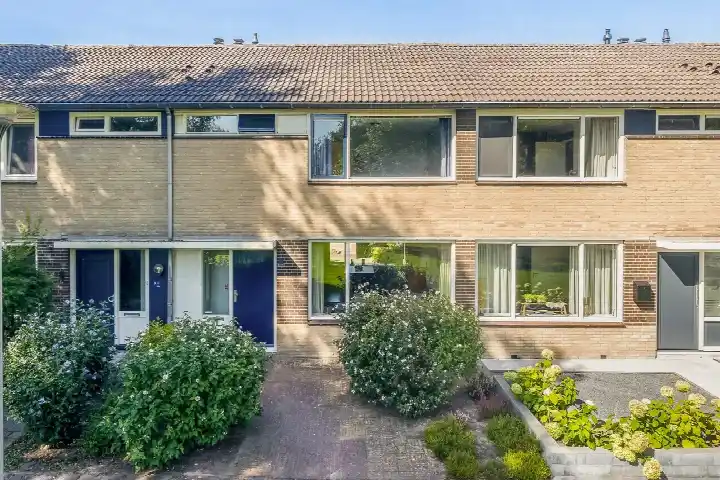 Tussenwoning te koop: Omloop 7, Maarsveld Stadskanaal