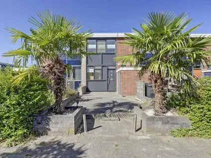 Terraced house for sale: Omloopdijk 11, Groot IJsselmonde Rotterdam