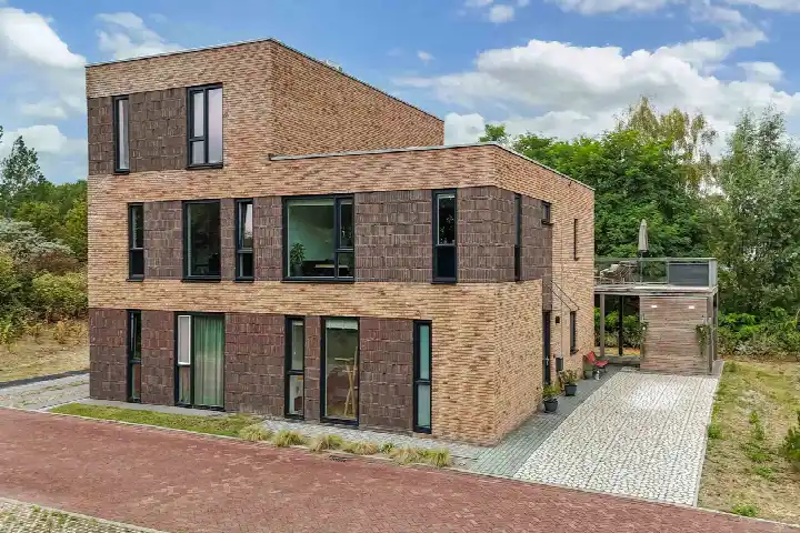Twee-onder-één-kap te koop: Onderlangs 3, Houtribhoogte Noord Lelystad