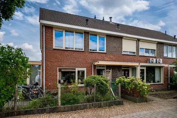 Corner house for sale: Onlandstraat 10, Buitengebied Lobith/Spijk Lobith