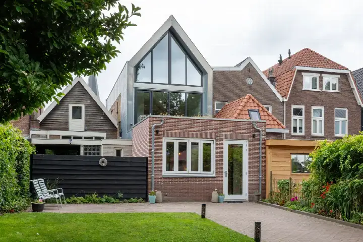Tussenwoning te koop: Onnastraat 30, Centrum Steenwijk Steenwijk