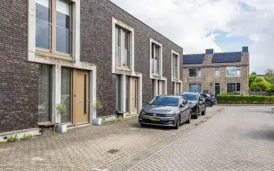 Tussenwoning te koop: Onyxstraat 5, Vinkhuizen-Zuid Groningen