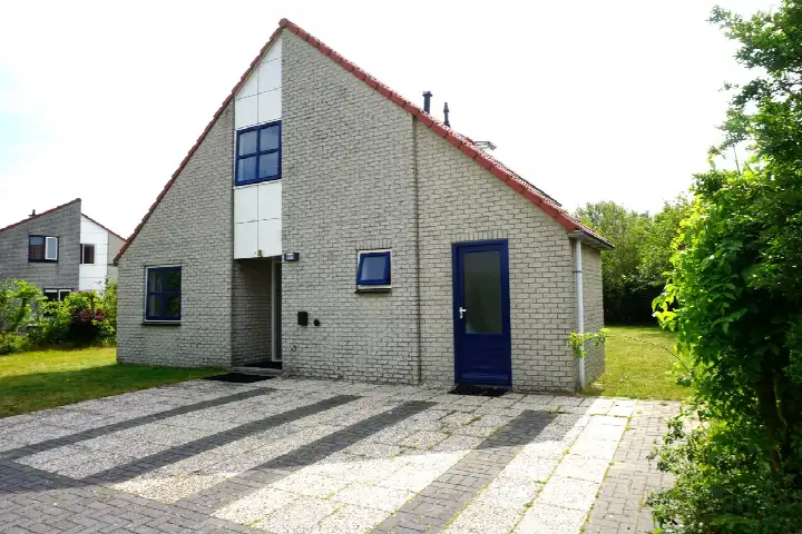 Detached house for sale: Ooghduyne 117, Ooghduyne Julianadorp