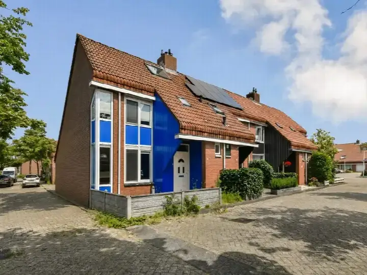 Hoekwoning te koop: Ooievaarshoek 8, De Hoek-2 Spijkenisse