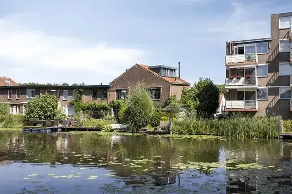 Corner house for sale: Oostboezemkade 1, Wethouder Venteweg Gouda