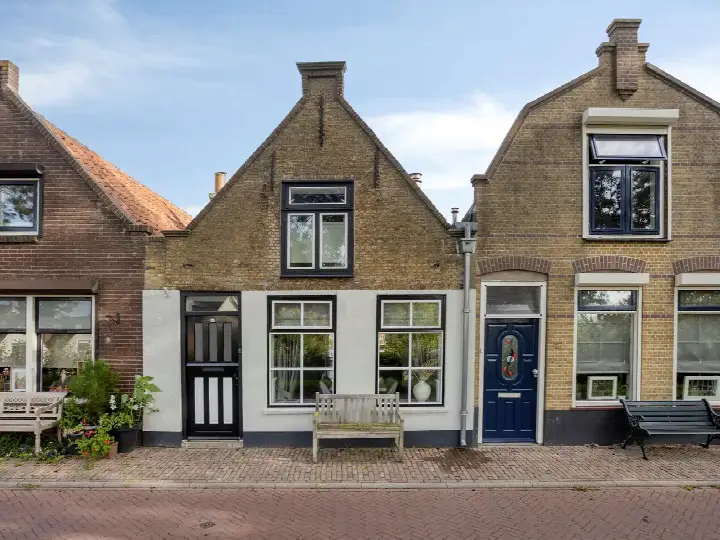 Tussenwoning te koop: Oostdijk 45, Middelharnis westplaat Middelharnis