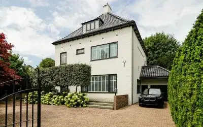 Twee-onder-één-kap te koop: Oosteinde 257, Kleurenbuurt Voorburg