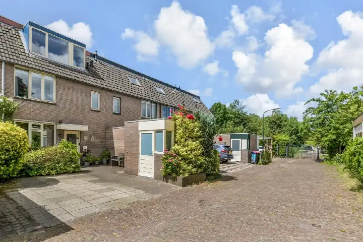 Hoekwoning te koop: Oosteinde 287, Kleurenbuurt Voorburg