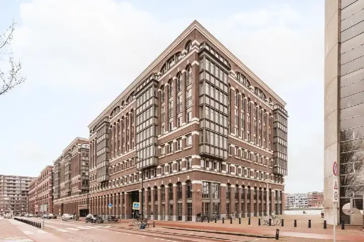 Apartment for sale: Oostelijke Handelskade 887, Rietlanden Amsterdam