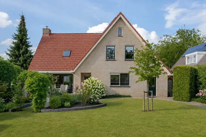 Vrijstaande woning te koop: Oosterboerweg 70, Vogelbuurt Meppel