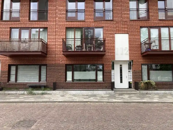 Appartement te huur: Oosterhamrikkade 112, Professorenbuurt Groningen