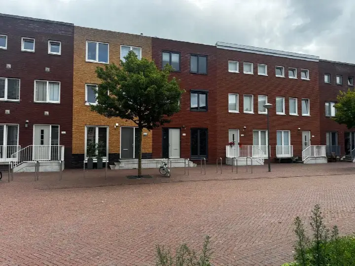 Home for rent: Oosterheemplein, Oosterheem-Centrum Zoetermeer