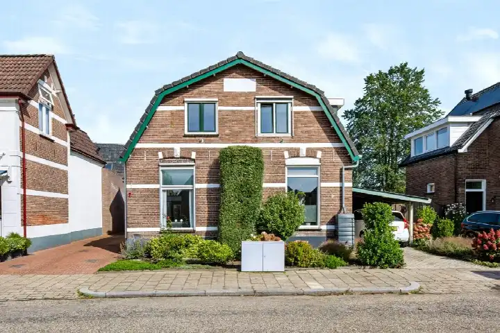 Semi-detached for sale: Oosterlaan 7, Zevenhuizen Apeldoorn