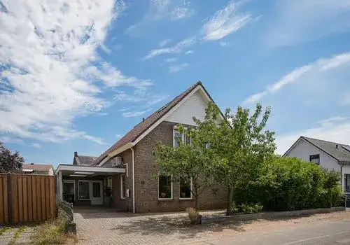 Vrijstaande woning te koop: Oosterpas 34, Kern Beneden-Leeuwen Beneden-Leeuwen